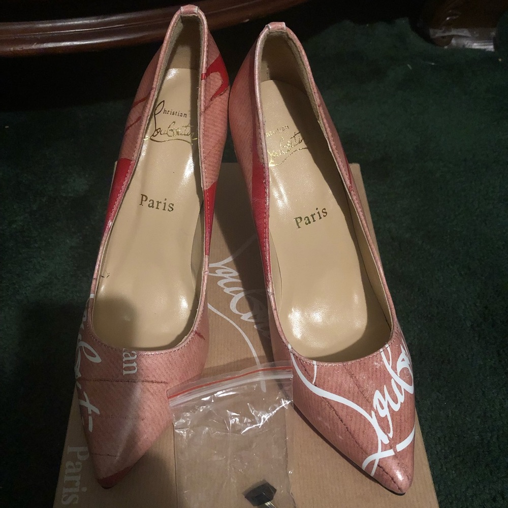 Red bottoms heels